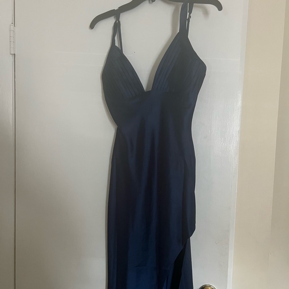 Navy blue gown - Picture 6 of 7